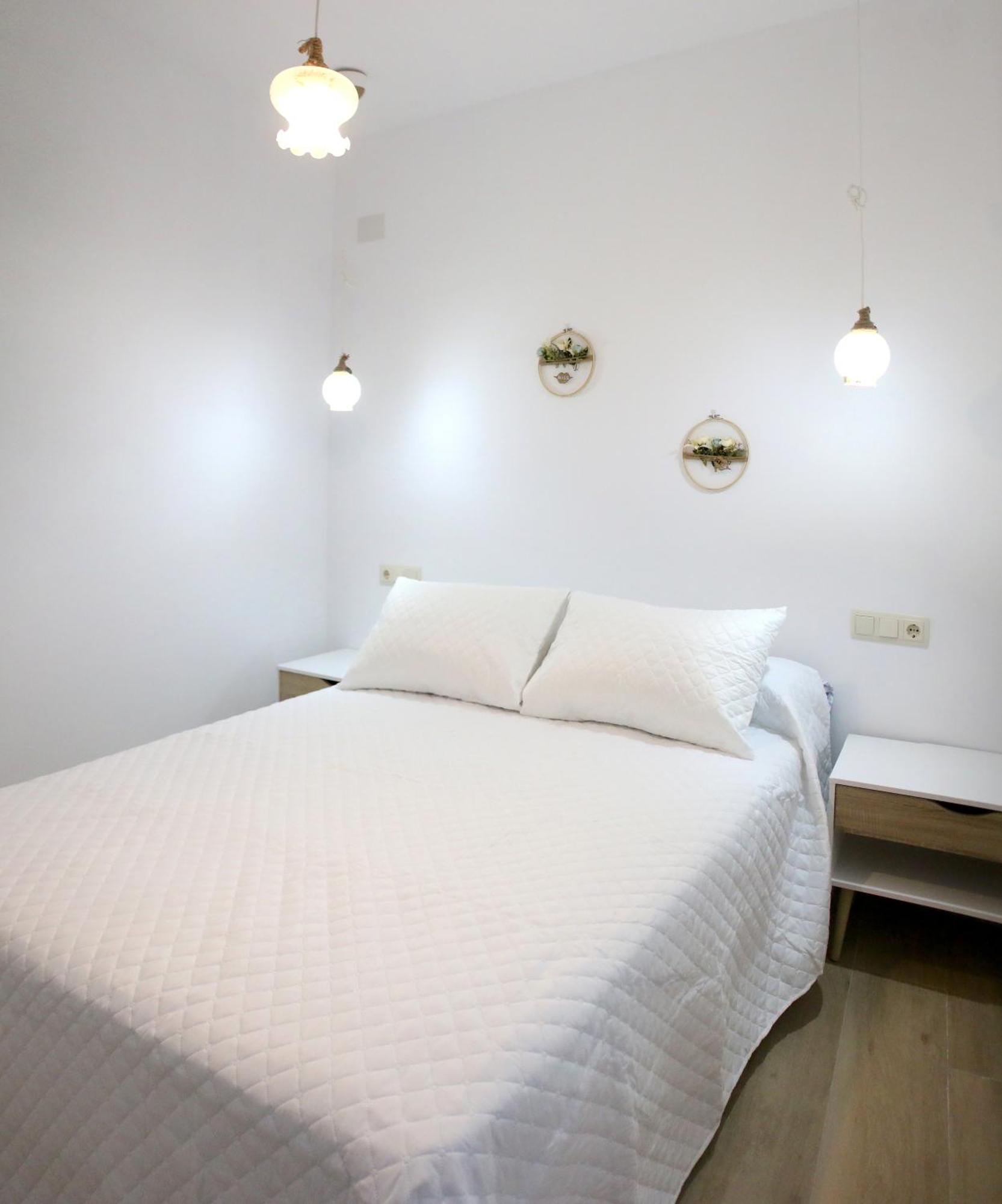 Apartamentos Turisticos La Estacion Убеда Екстер'єр фото